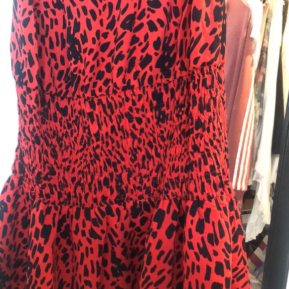 Dress - Picture 2 of 2